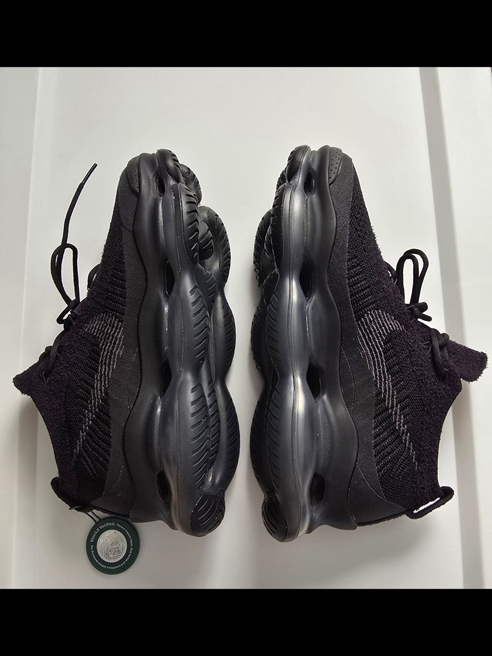 Nike Air Max Scorpion Flyknit Triple Black/Anthracite Women’s Size 7 | StockX - Picture 8 of 16